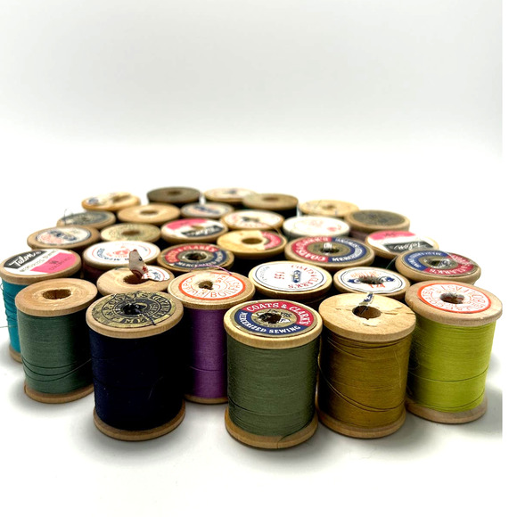Vintage Thread On Wooden Spools Lot of 30 - Picture 4 of 11